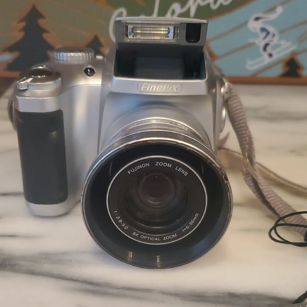 Fujifilm Finepix Digital Camera S3100
